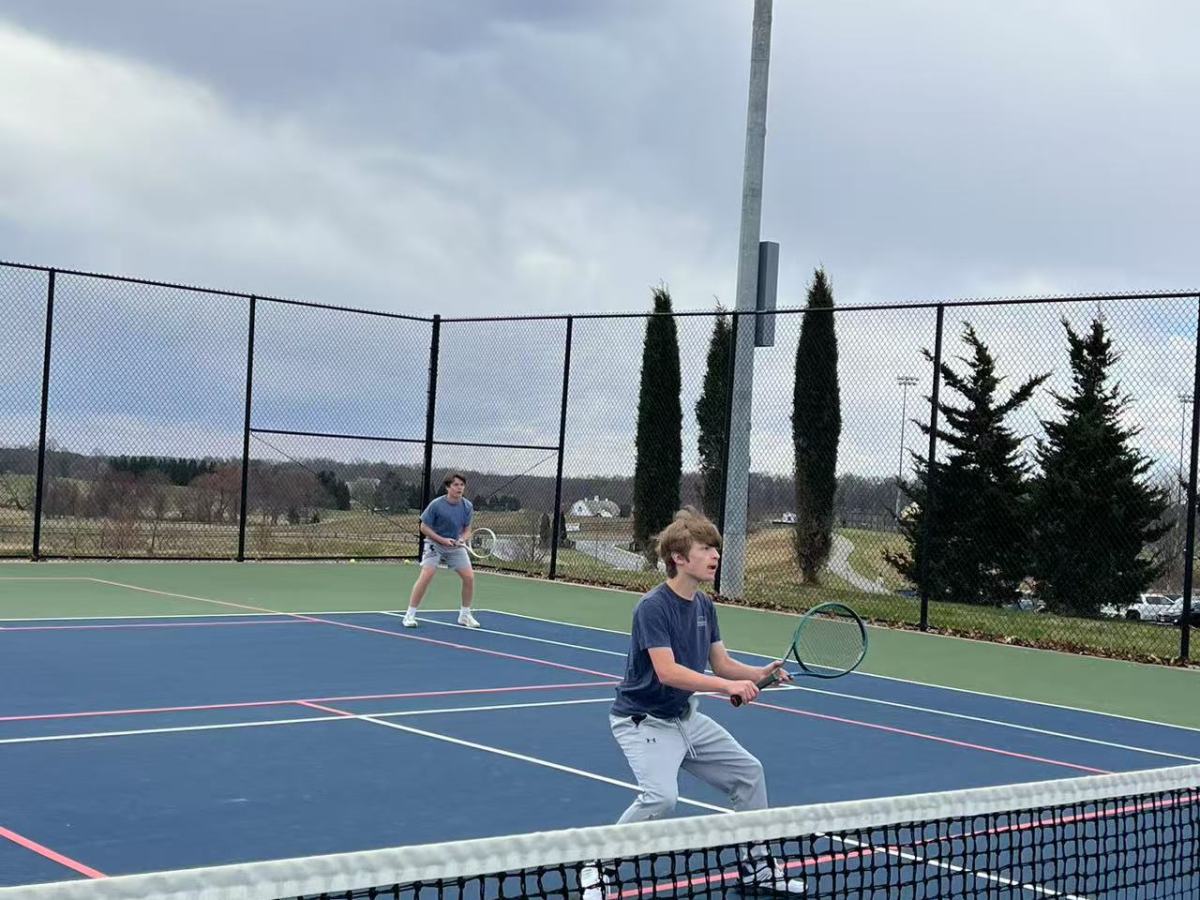 兄弟齐心！Spencer 和 Bryant&nbsp;仅用八个月成功入选高中网球队